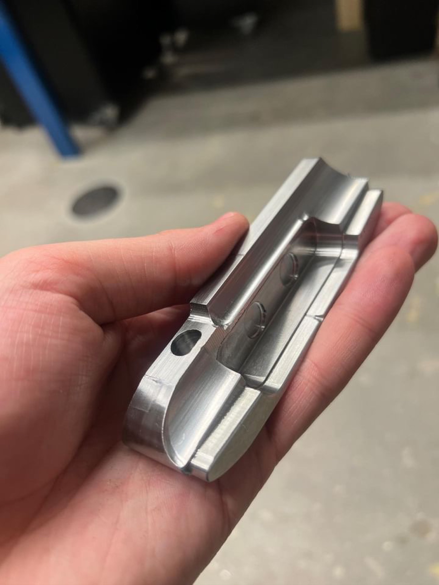 Putter back